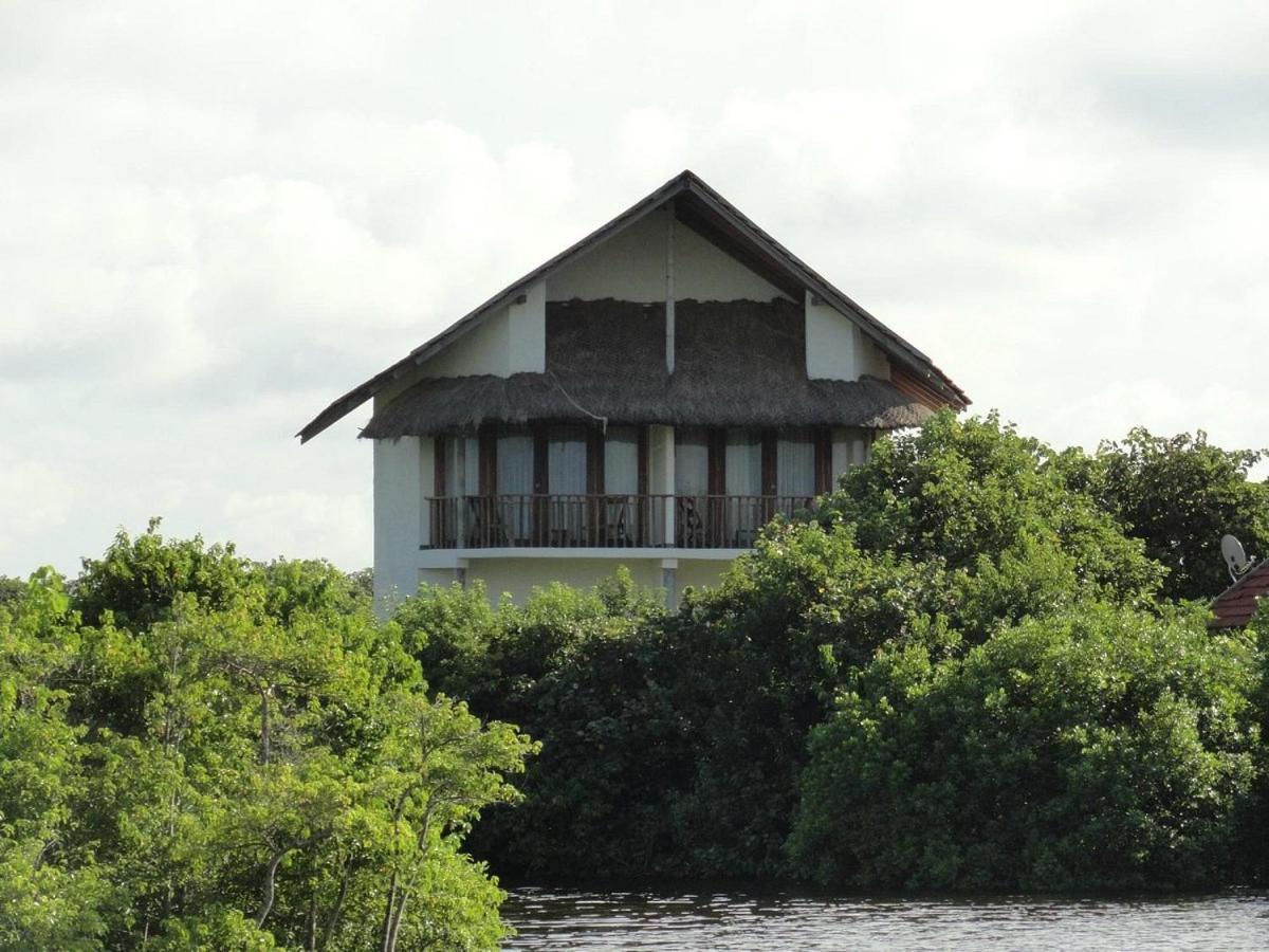 Giman Free Beach Resort Passikudah Exterior photo