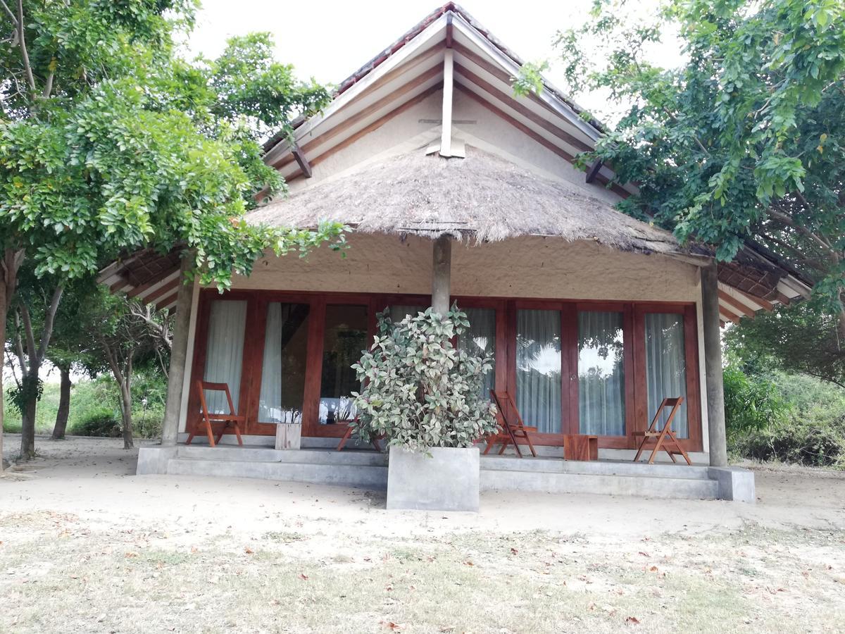 Giman Free Beach Resort Passikudah Exterior photo